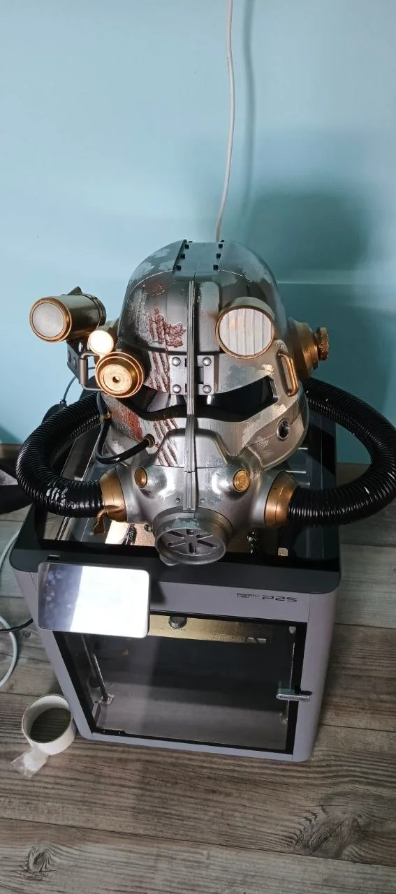 Шолом T-60 «Загартований у боях»
